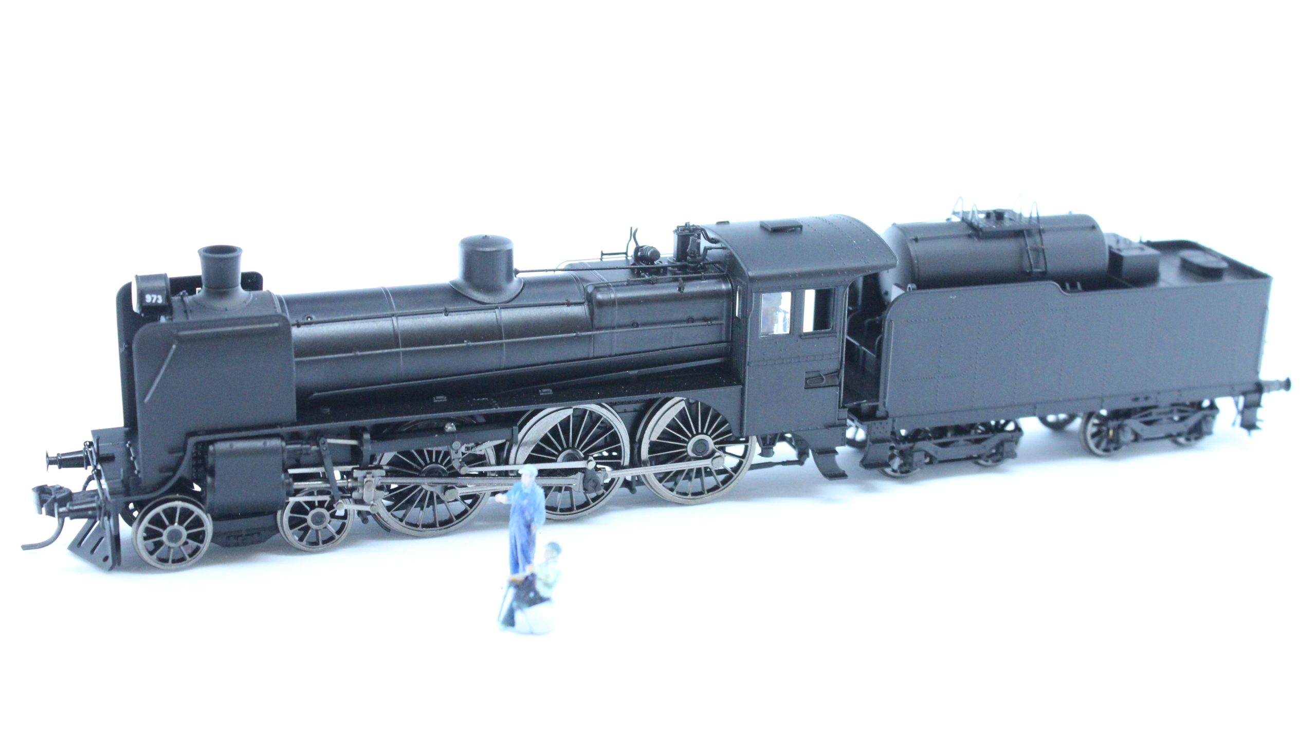 A2 973; 12V DC non-sound HO scale VR A2 Class 4-6-0